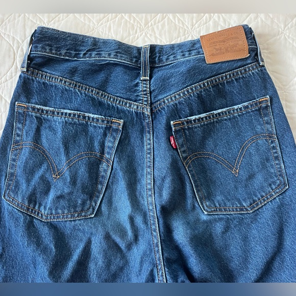 Women’s Levi’s Ribcage Denim - Picture 5 of 9